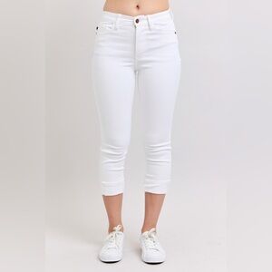 🆕 Judy Blue MR Capri with Cuff  White Cropped Ankle Jeans
